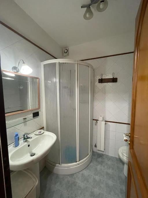 Апартаменты La Casa Nel Cortile Кастельбуоно Экстерьер фото